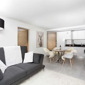  Appartement La Cordee 412 - Year